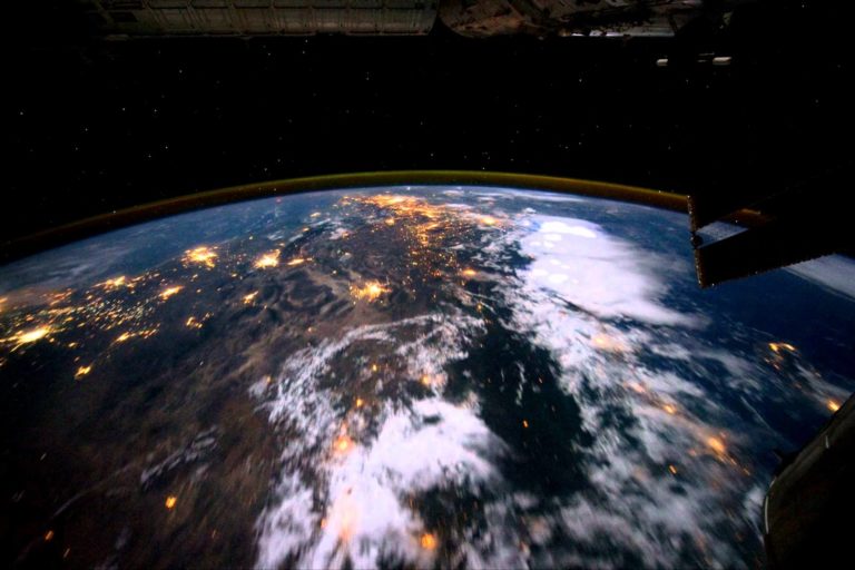 Una vuelta al mundo desde la Estación Espacial Internacional [timelapse]