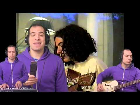 El músico Jonathan Mann interpreta una canción consigo mismo… hace 14 años