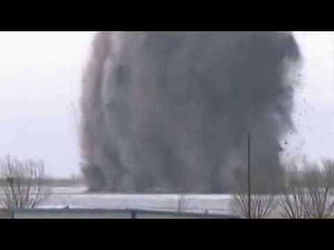 China bombardea el Río Amarillo para evitar inundaciones [Vídeo]