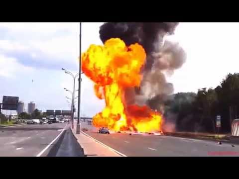 Si ves arder un camión con material inflamable en una autopista… ¡corre!