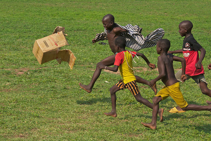 niños jugando en el mundo Ghana
